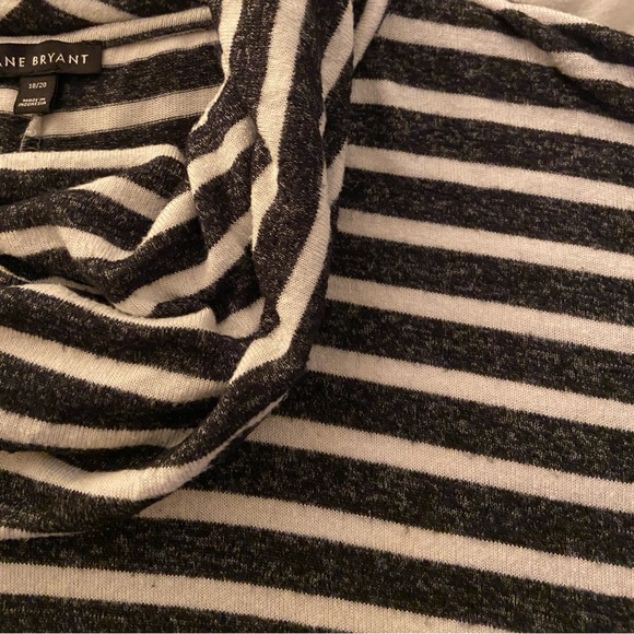Lane Bryant Plus Size 18/20 Black and White Striped Cowl Neck Sweater - Picture 3 of 5